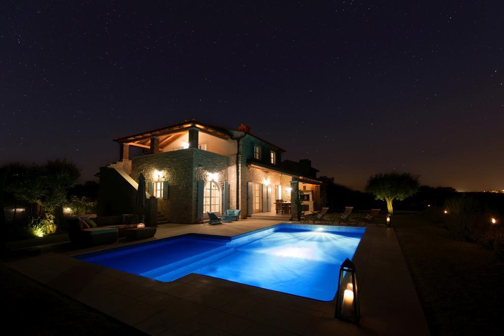Villa Rajski Dvori Sveti Lovreč Pazenatički Extérieur photo