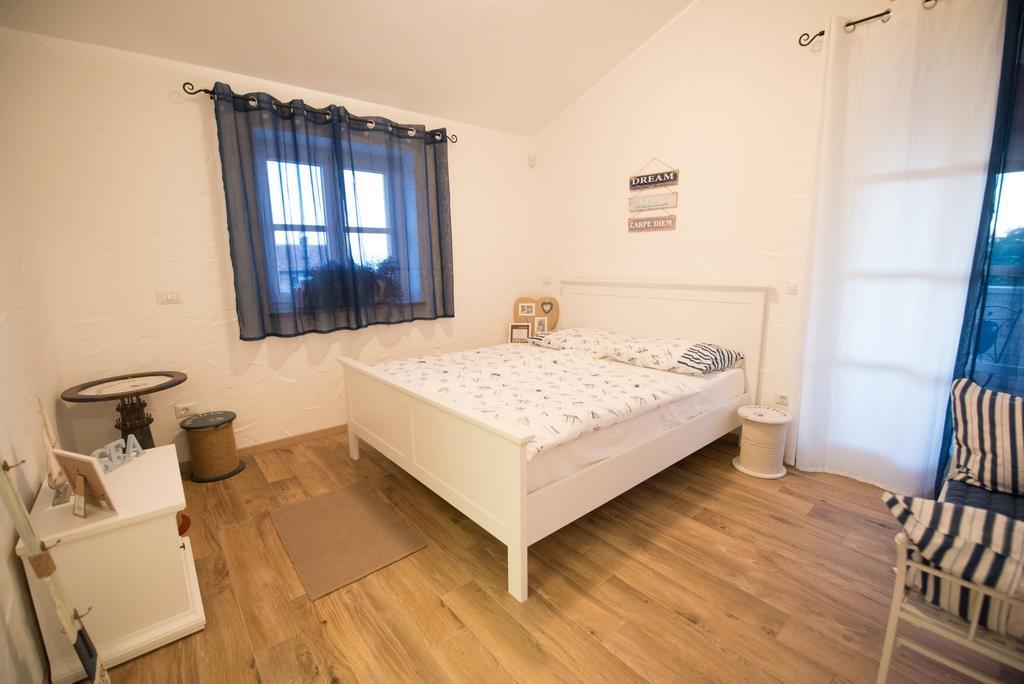 Villa Rajski Dvori Sveti Lovreč Pazenatički Extérieur photo